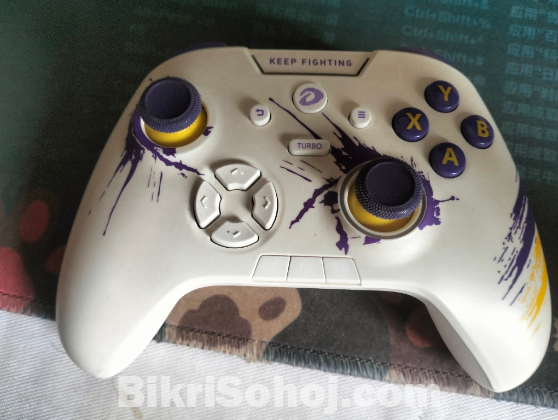 Dareu H105 Tri-Mode Wireless Gamepad